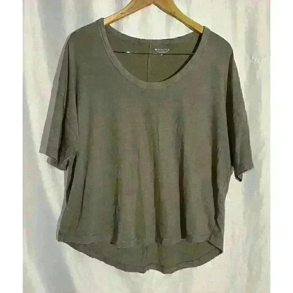 Athleta Size M Short Sleeve Sage Green Crop Relaxed Fit High/low Tee - Picture 1 of 6